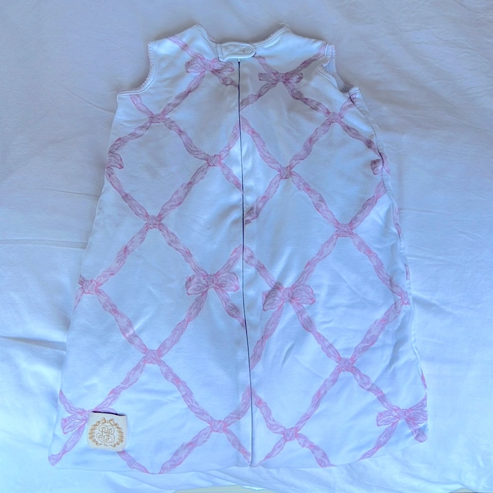 TBBC Sleep Sack in classic pink and white bow pattern. 0-6 months.